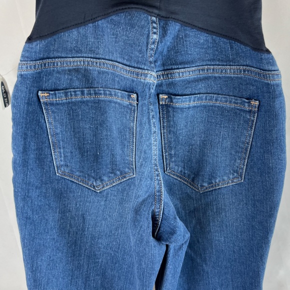 NWT: old navy Maternity Full Panel Boyfriend Straight Jeans (0 short) $70 CAD - Picture 11 of 15